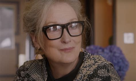 Meryl Streep’s glasses in Let Them All Talk 